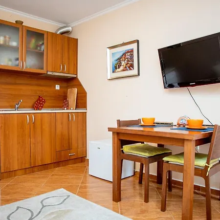 Helios In A Complex In St By Flat Mаnаger * 스베티 블라스