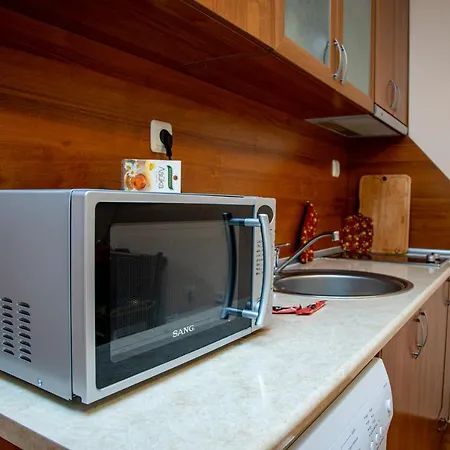 Helios In A Complex In St By Flat Mаnаger סבטי ולאס