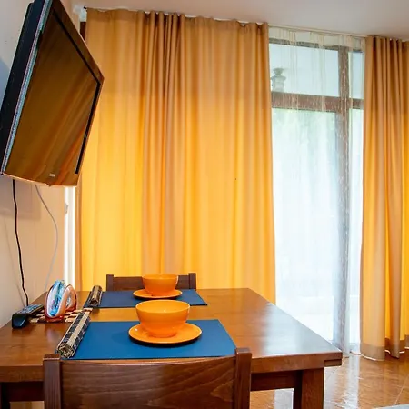 Helios In A Complex In St By Flat Mаnаger * סבטי ולאס